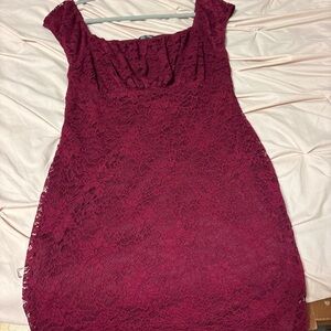 Lily Rose Red Sheath Mini Dress with Scoop Neck